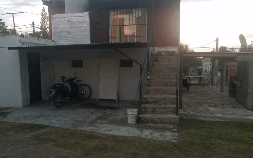 Casa con Dependencias en Venta en Huerta Grande