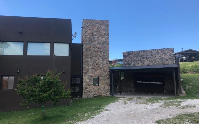 Casa en Venta en Villa Giardino