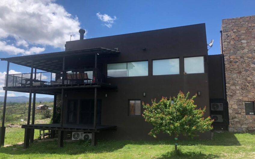 Casa en Venta en Villa Giardino