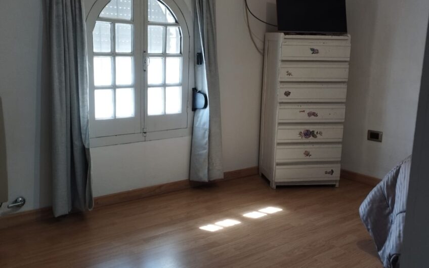 Casa con Dependencias en Venta en La Falda