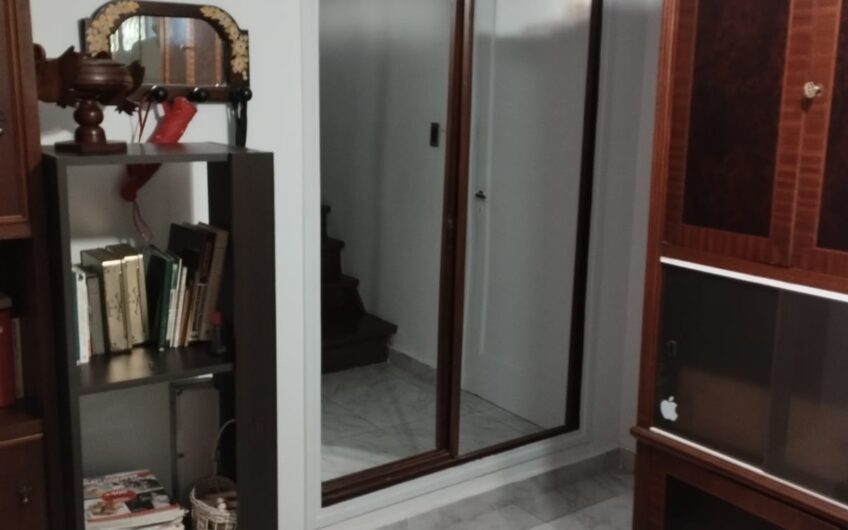 Casa con Dependencias en Venta en La Falda