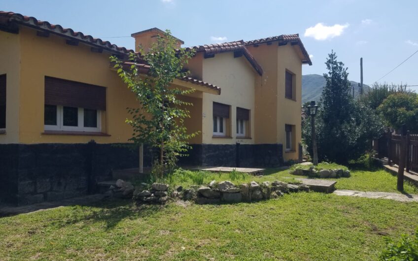Casa en Venta en La Falda