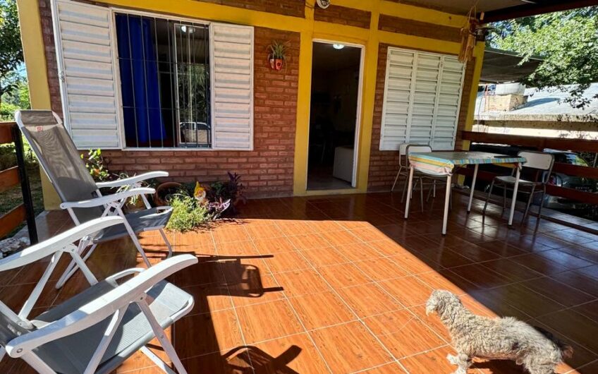 Casa con Departamento en Venta en Valle Hermoso