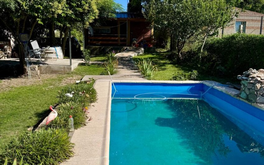 Casa con Departamento en Venta en Valle Hermoso