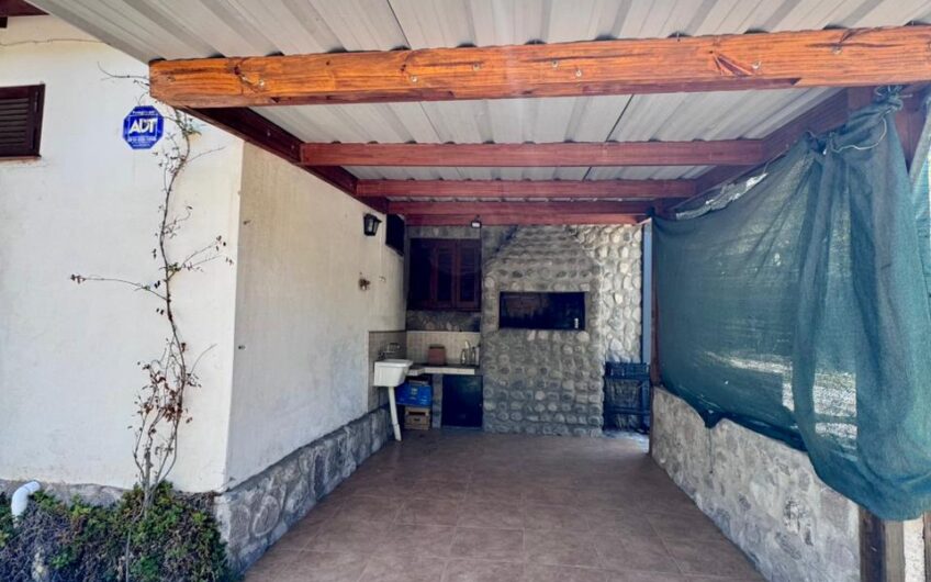 Casa en Venta en Los Cocos, Permuta por Córdoba, Apto crédito
