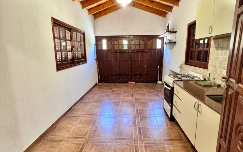 Casa en Venta en Los Cocos, Permuta por Córdoba, Apto crédito