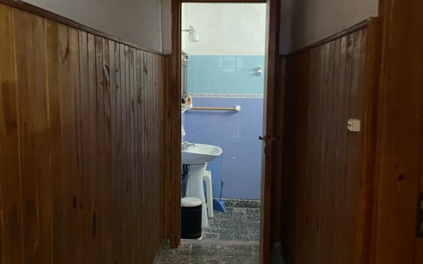 Oportunidad Local con Vivienda en Venta, Huerta Grande