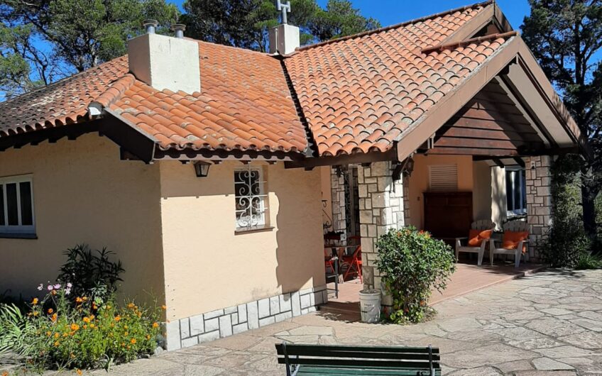 Casa a la Venta en La Falda