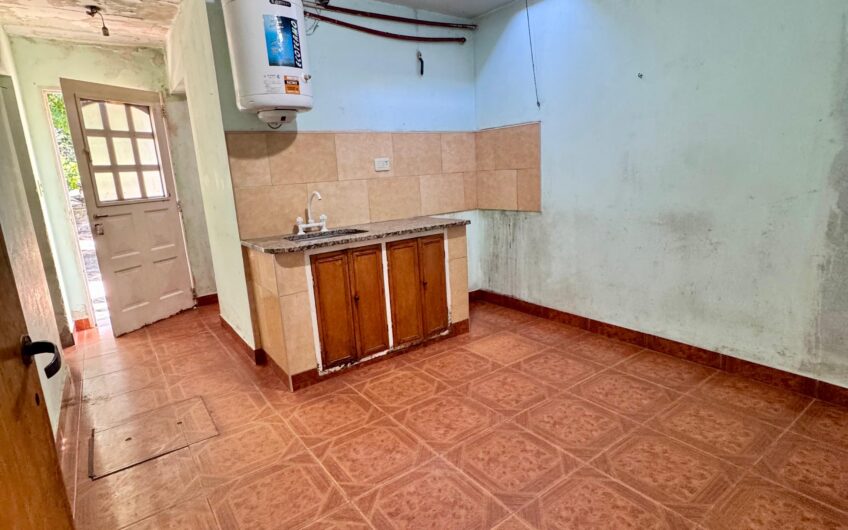 Casa con Dependencias en Venta en Valle Hermoso