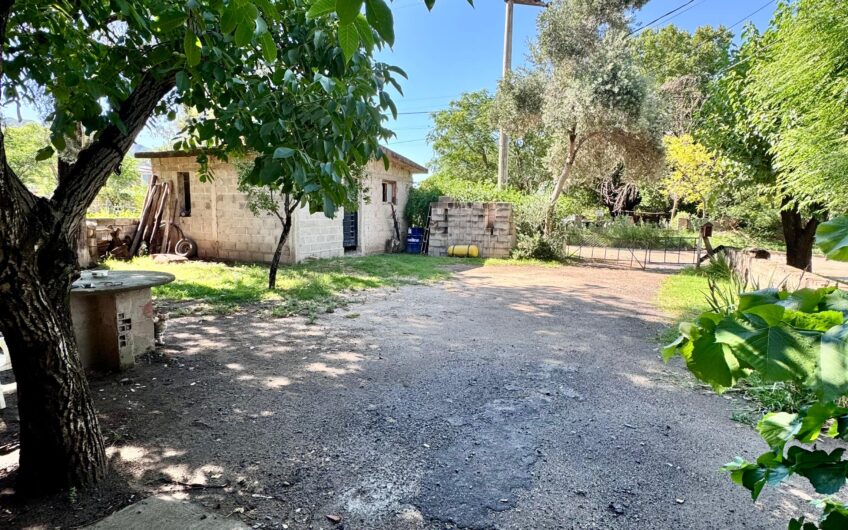 Casa con Dependencias en Venta en Valle Hermoso