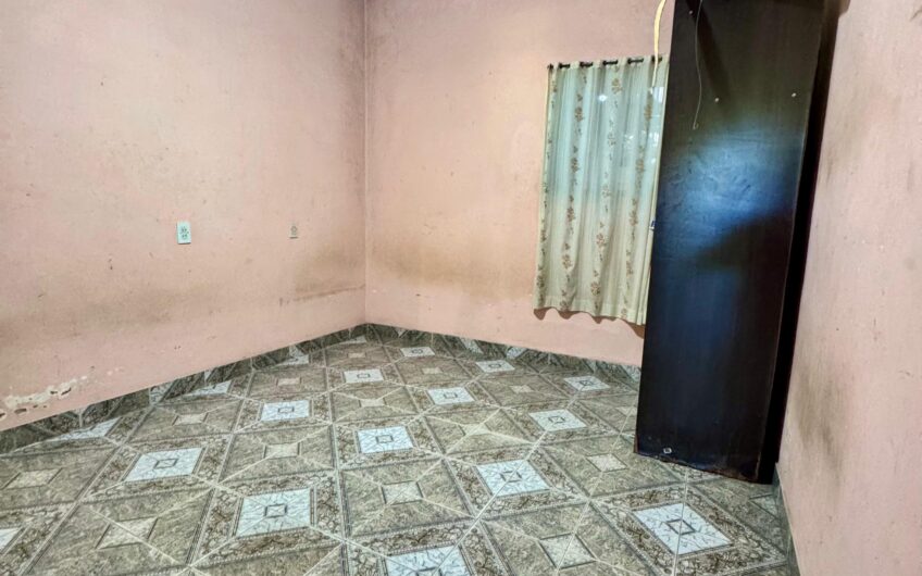 Casa con Dependencias en Venta en Valle Hermoso