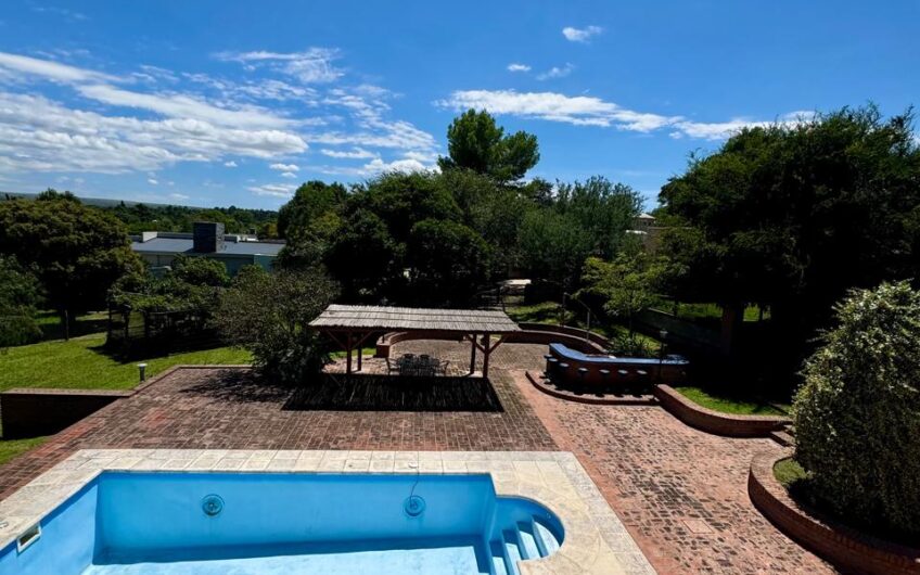 Casa en Venta en La Falda