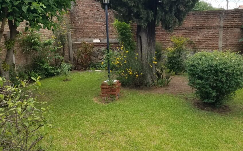 Casa a la Venta en La Falda