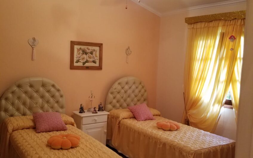 Casa a la Venta en La Falda