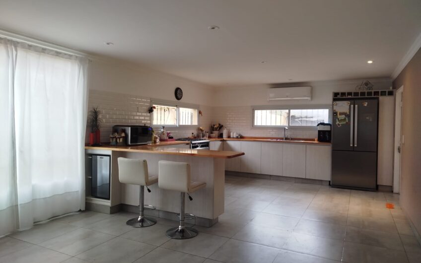 Casa a la Venta en La Falda