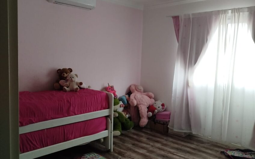 Casa a la Venta en La Falda