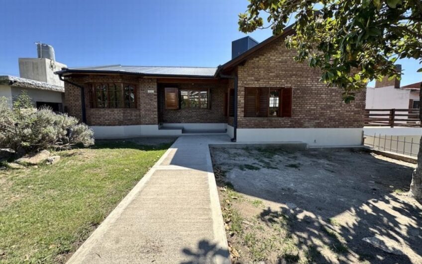 Casa en venta en La Falda